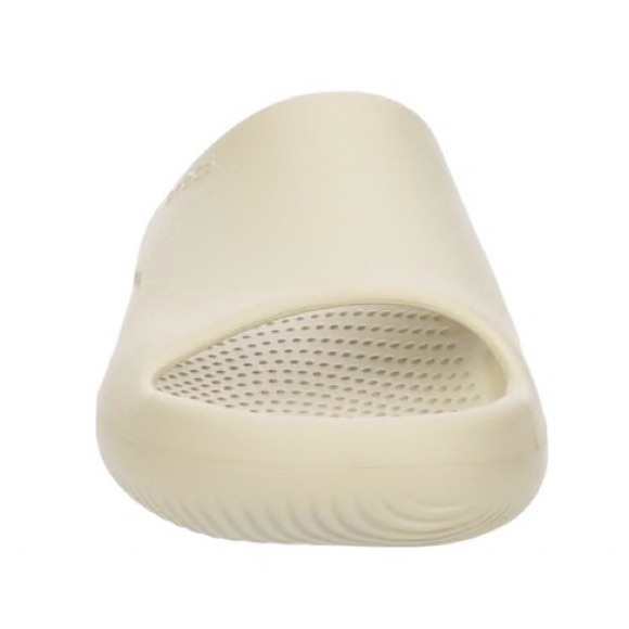 CROCS Classic LiteRide Slide in Cream main image 10